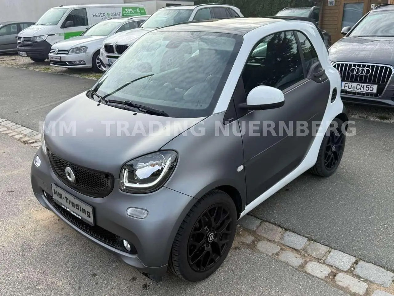 Photo 1 : Smart Fortwo 2019 Petrol