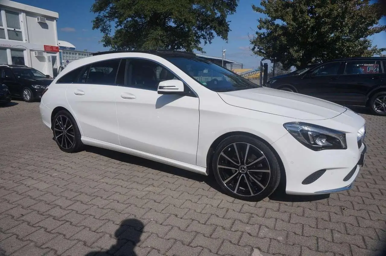 Photo 1 : Mercedes-benz Classe Cla 2019 Essence