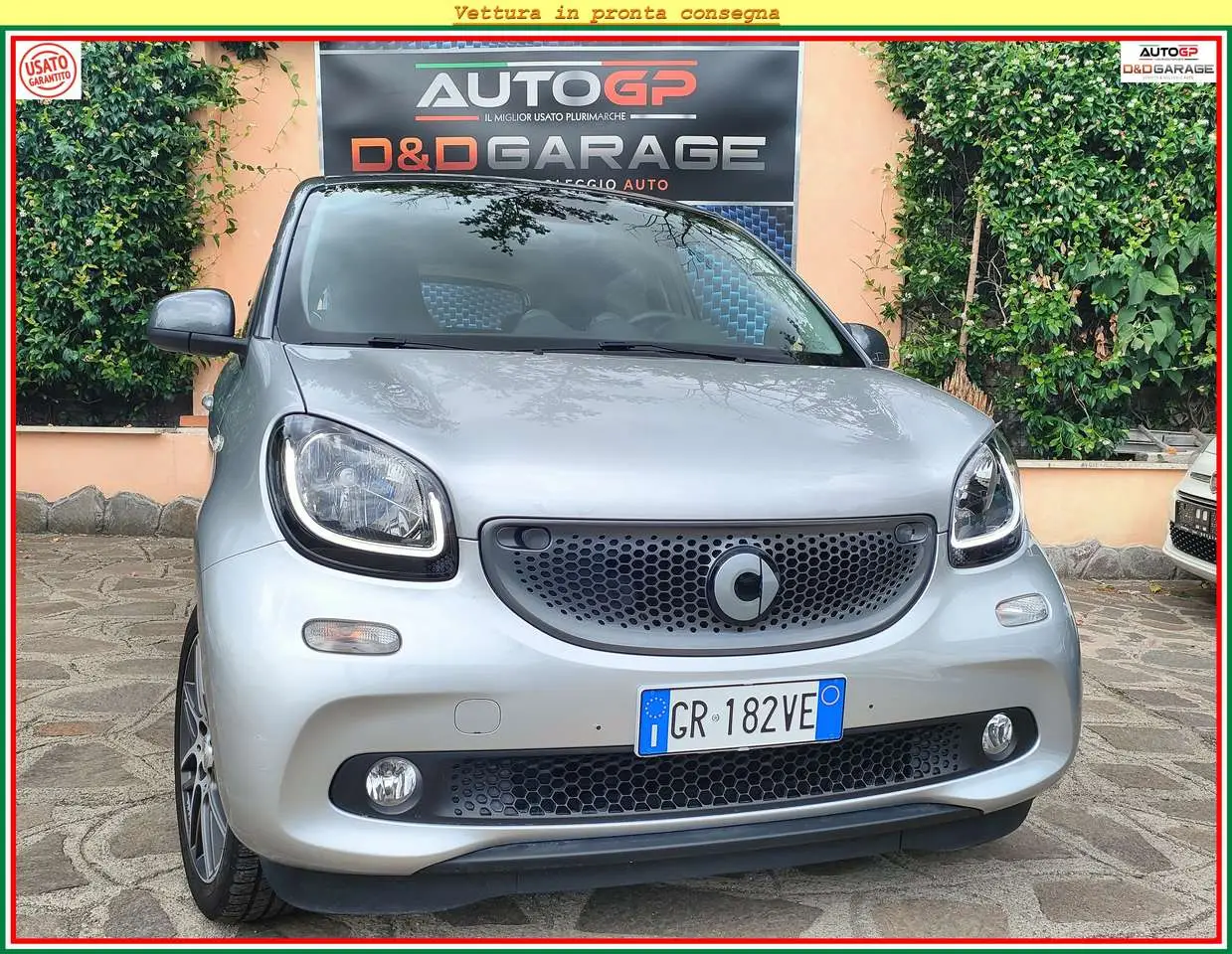 Photo 1 : Smart Forfour 2016 Essence