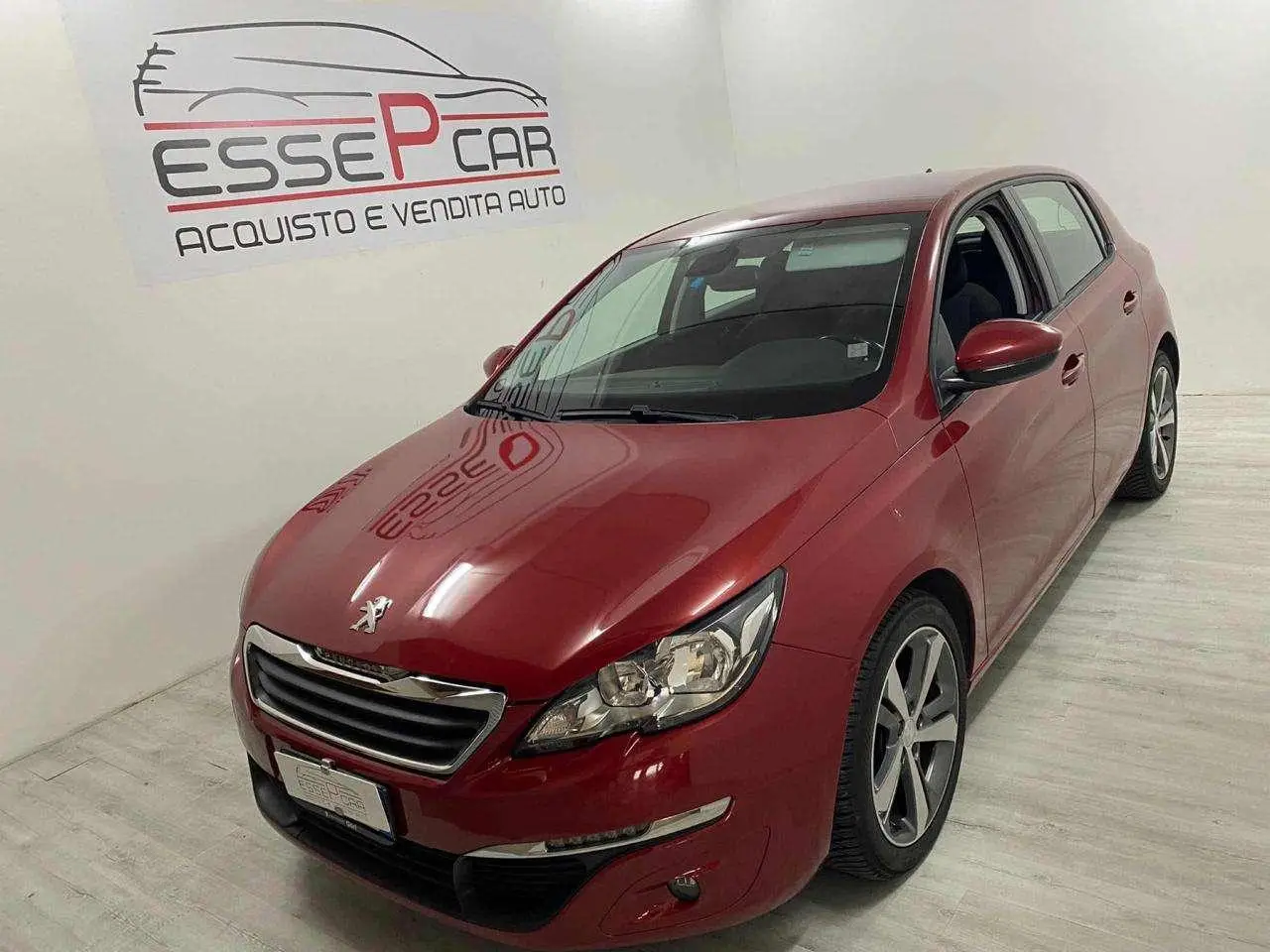 Photo 1 : Peugeot 308 2015 Petrol