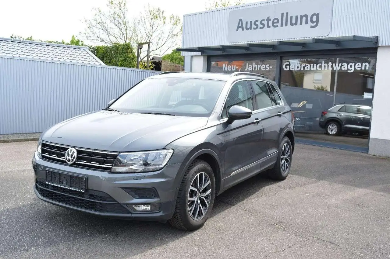 Photo 1 : Volkswagen Tiguan 2019 Essence