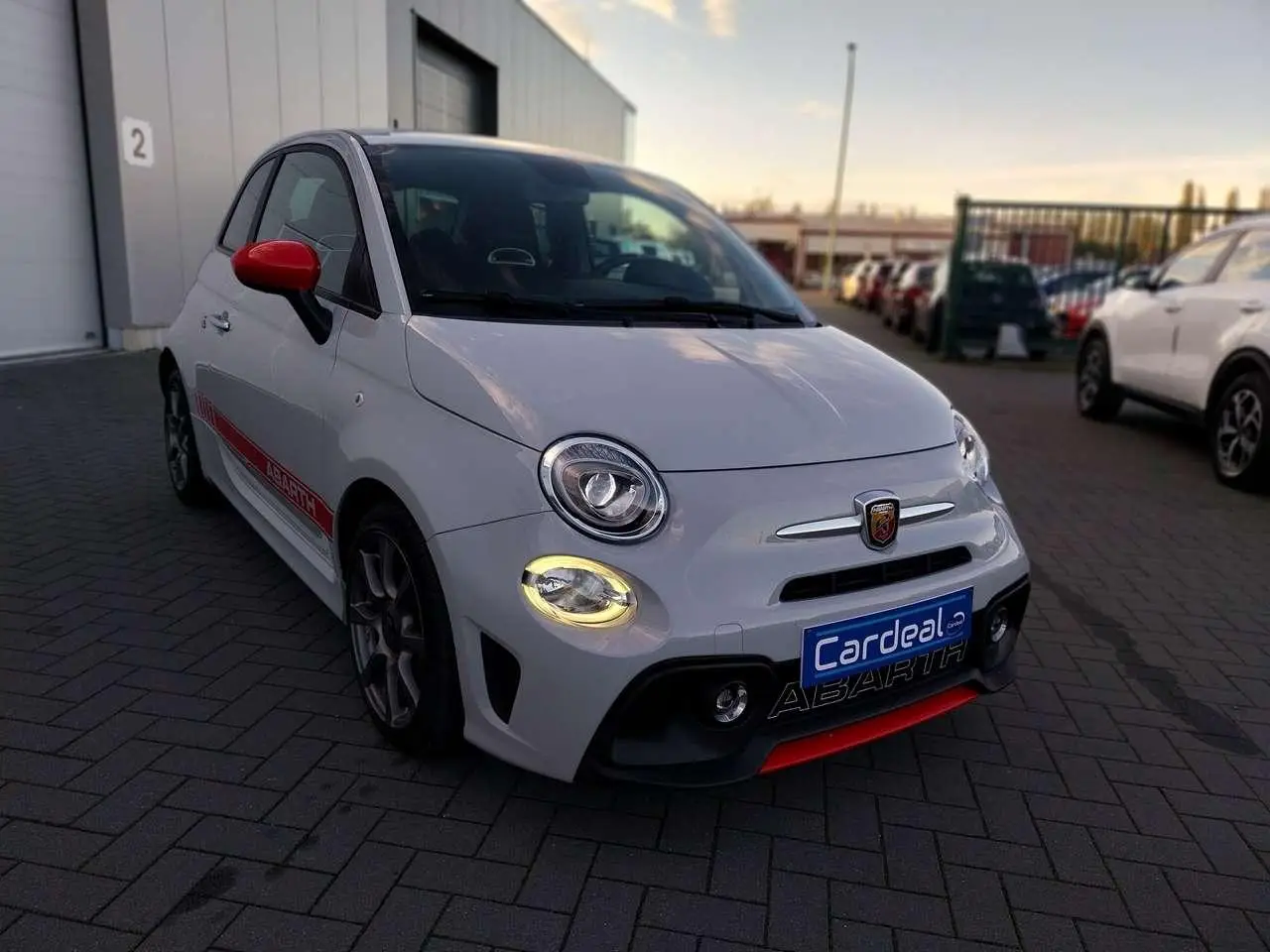 Photo 1 : Abarth 595 2022 Petrol