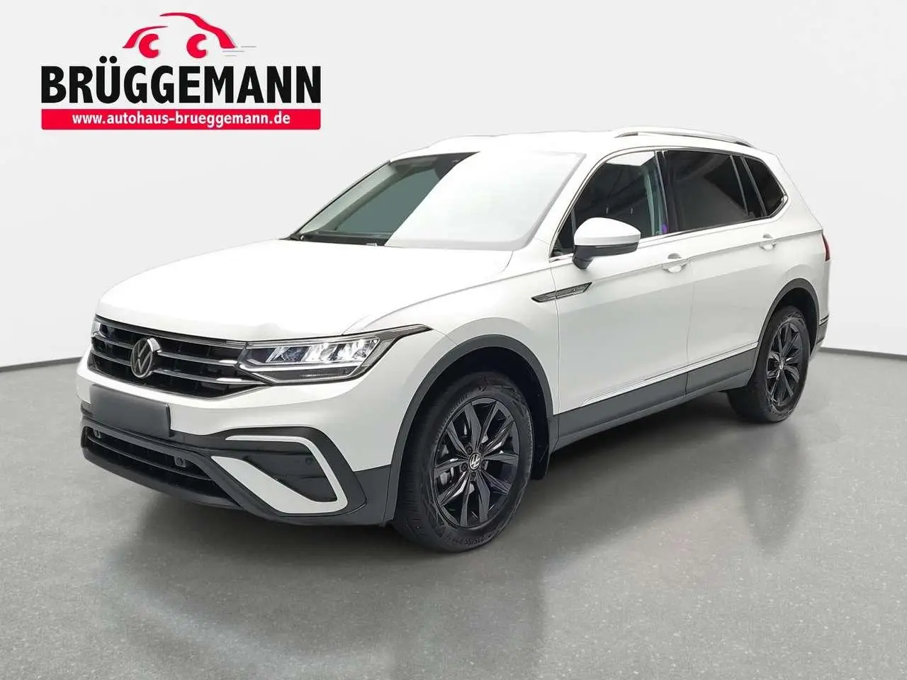 Photo 1 : Volkswagen Tiguan 2024 Essence