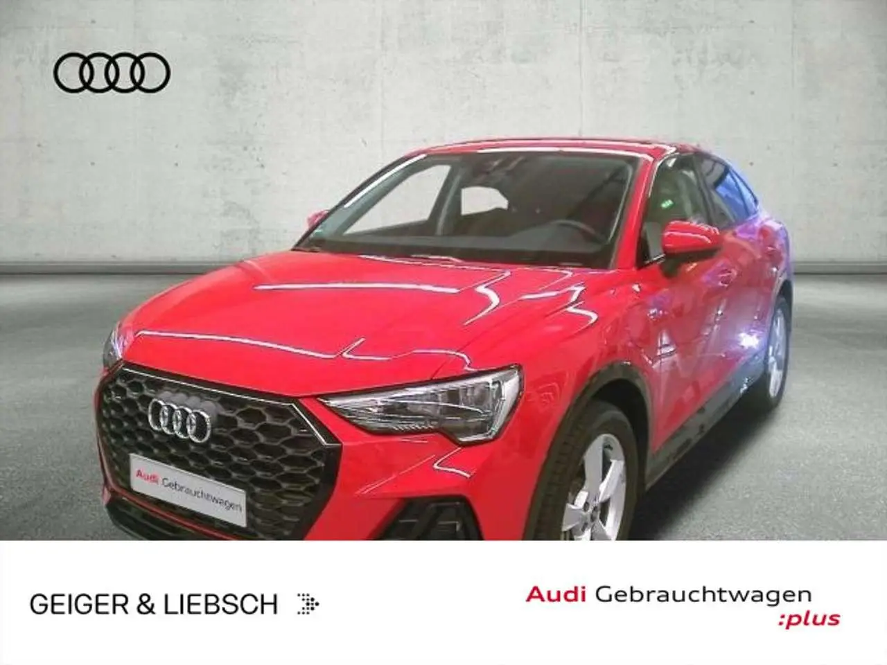 Photo 1 : Audi Q3 2024 Hybride