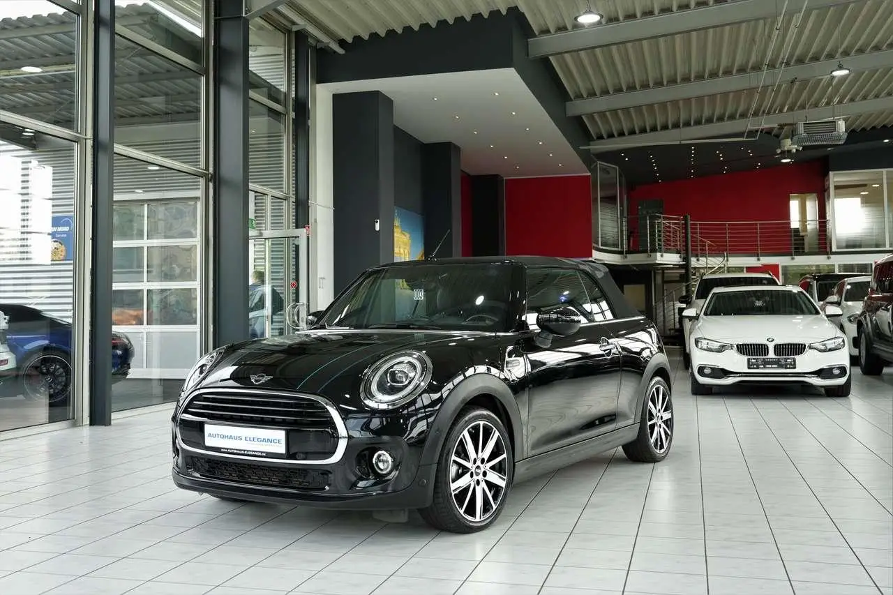 Photo 1 : Mini Cooper 2021 Essence