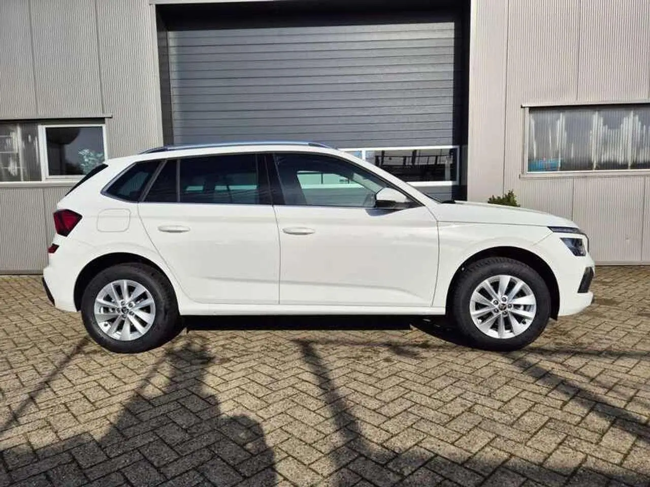 Photo 1 : Skoda Kamiq 2024 Petrol