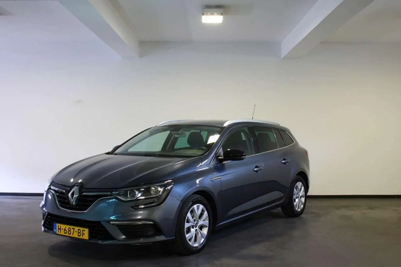 Photo 1 : Renault Megane 2020 Essence