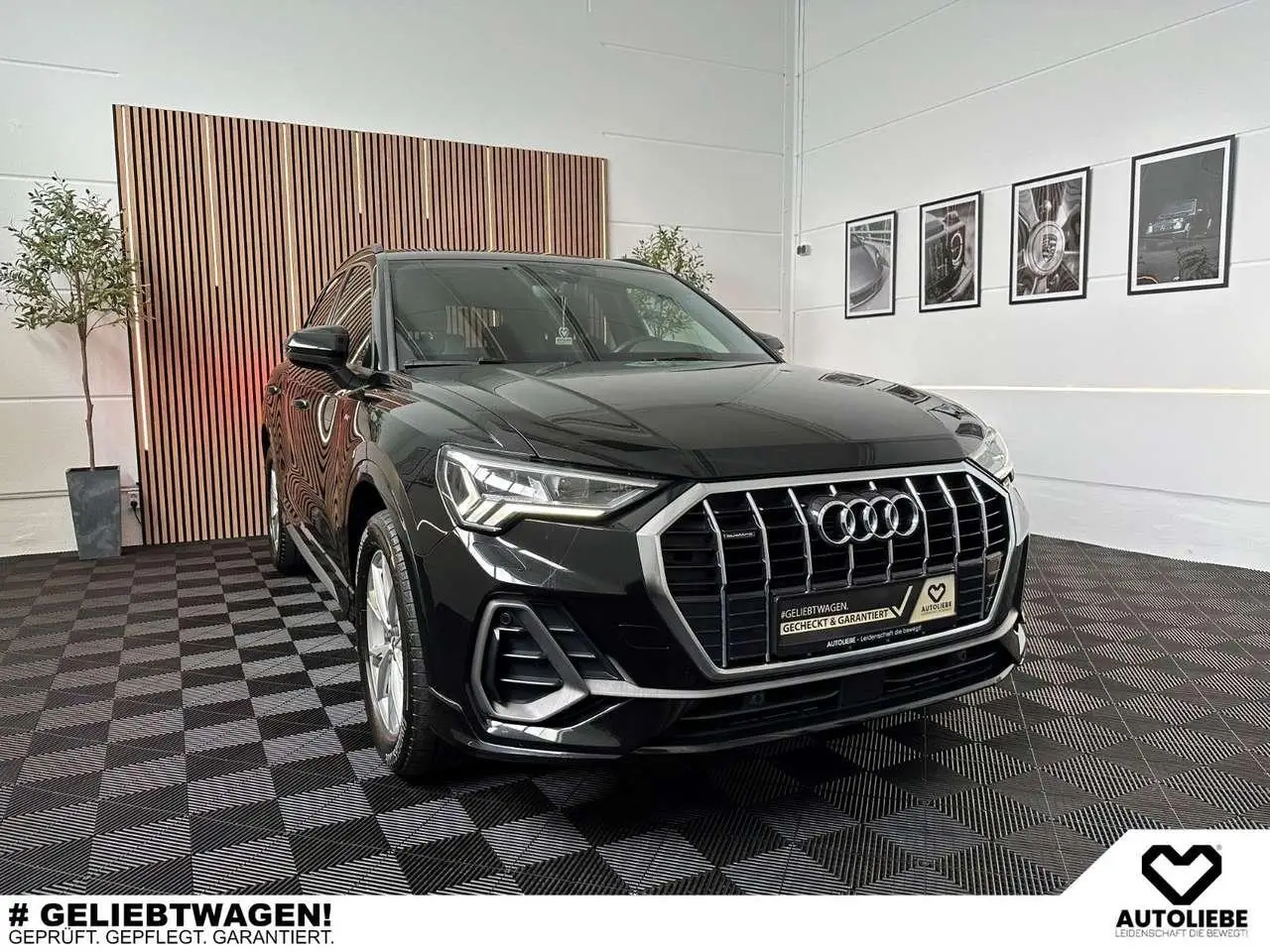 Photo 1 : Audi Q3 2019 Essence