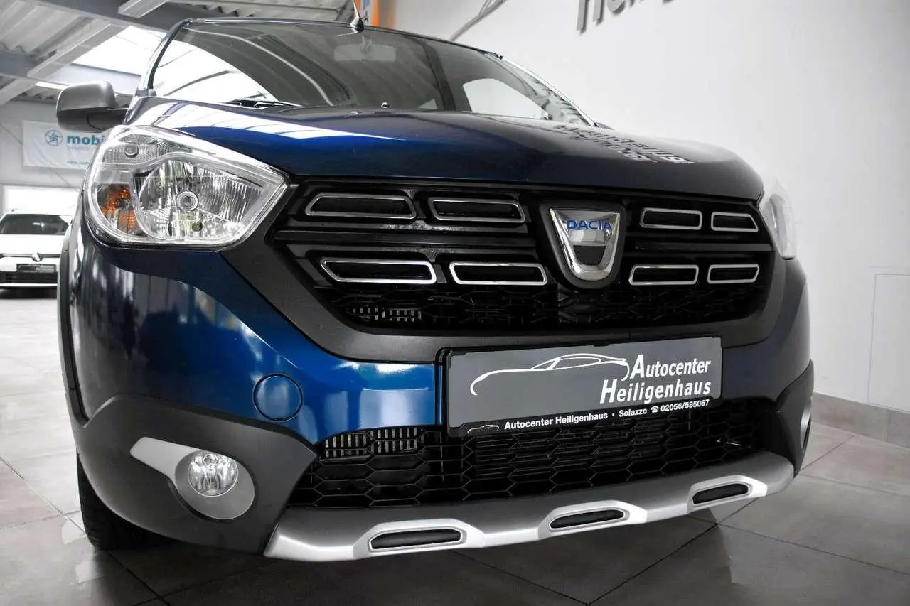 Photo 1 : Dacia Lodgy 2019 Petrol