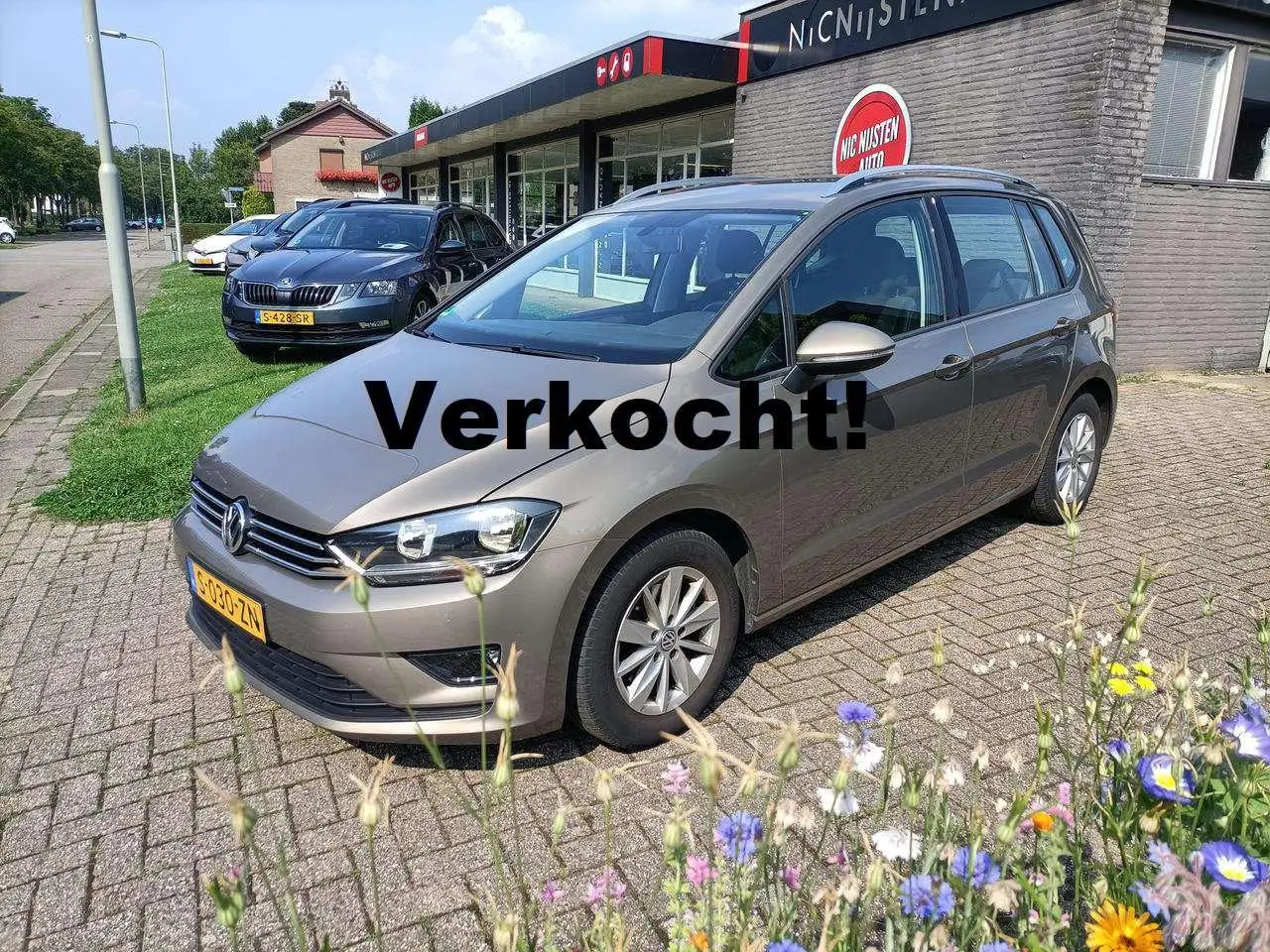 Photo 1 : Volkswagen Golf 2015 Petrol