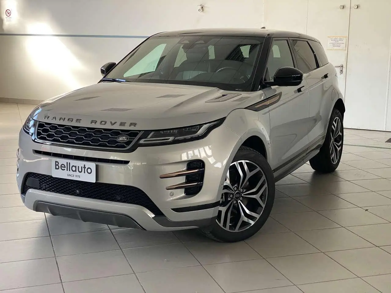 Photo 1 : Land Rover Range Rover Evoque 2021 Hybrid