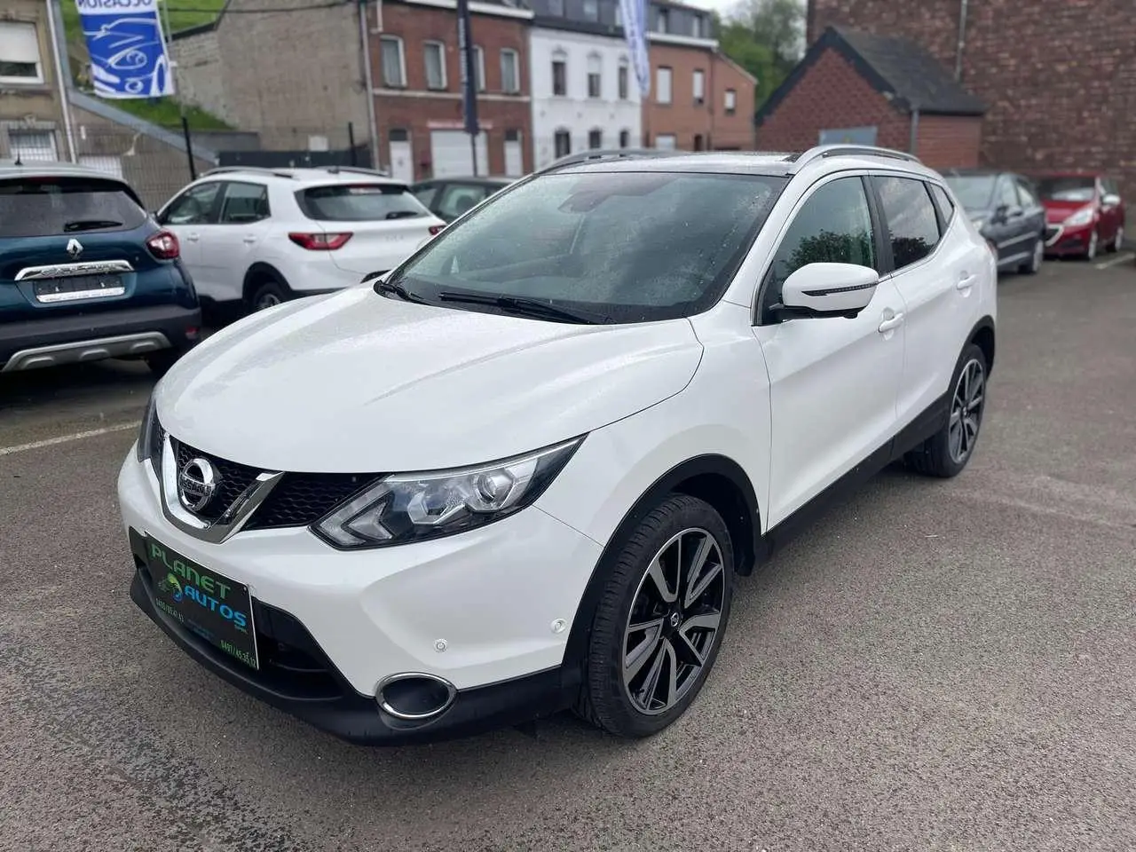 Photo 1 : Nissan Qashqai 2017 Petrol