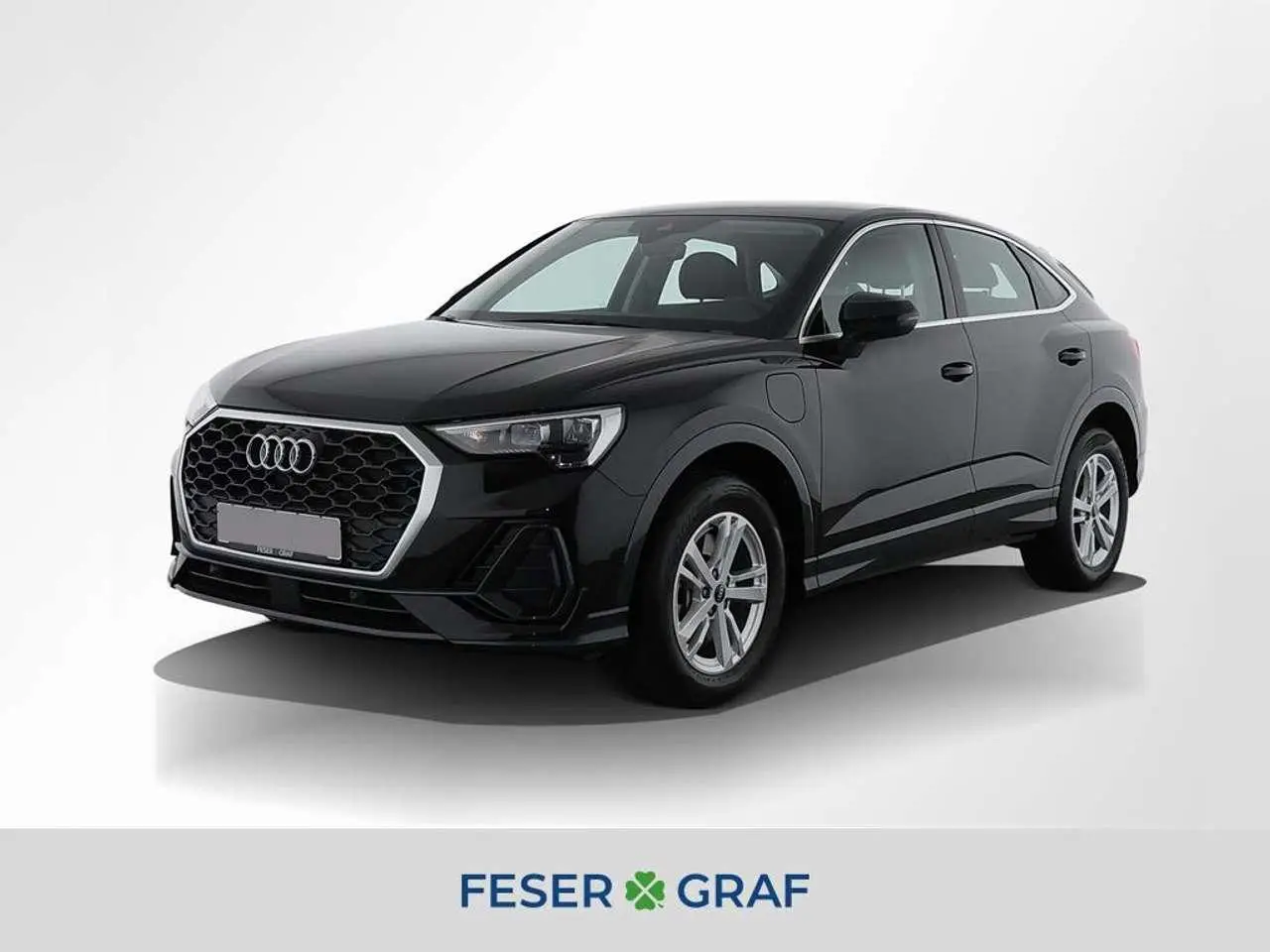 Photo 1 : Audi Q3 2021 Hybrid