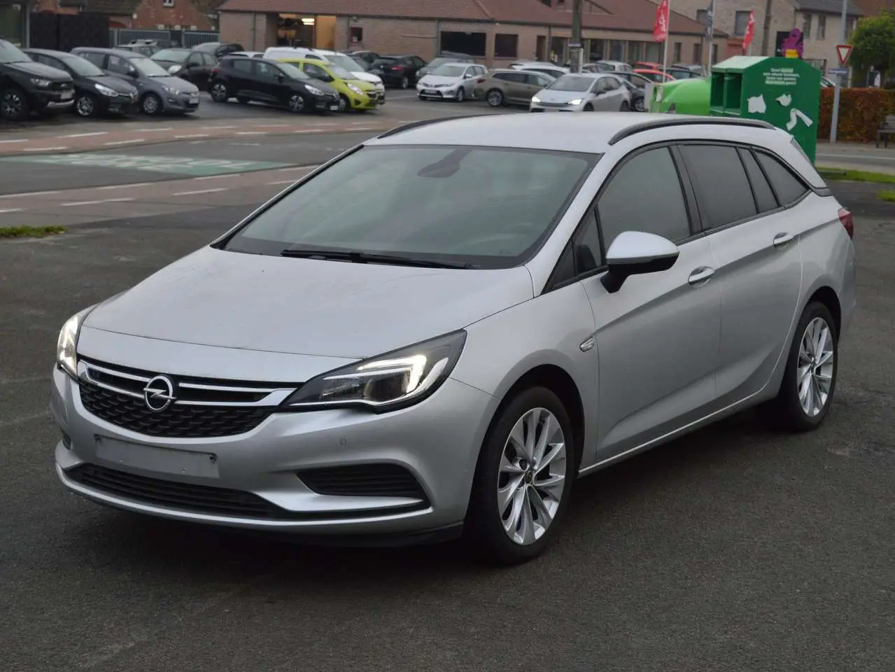 Photo 1 : Opel Astra 2019 Essence