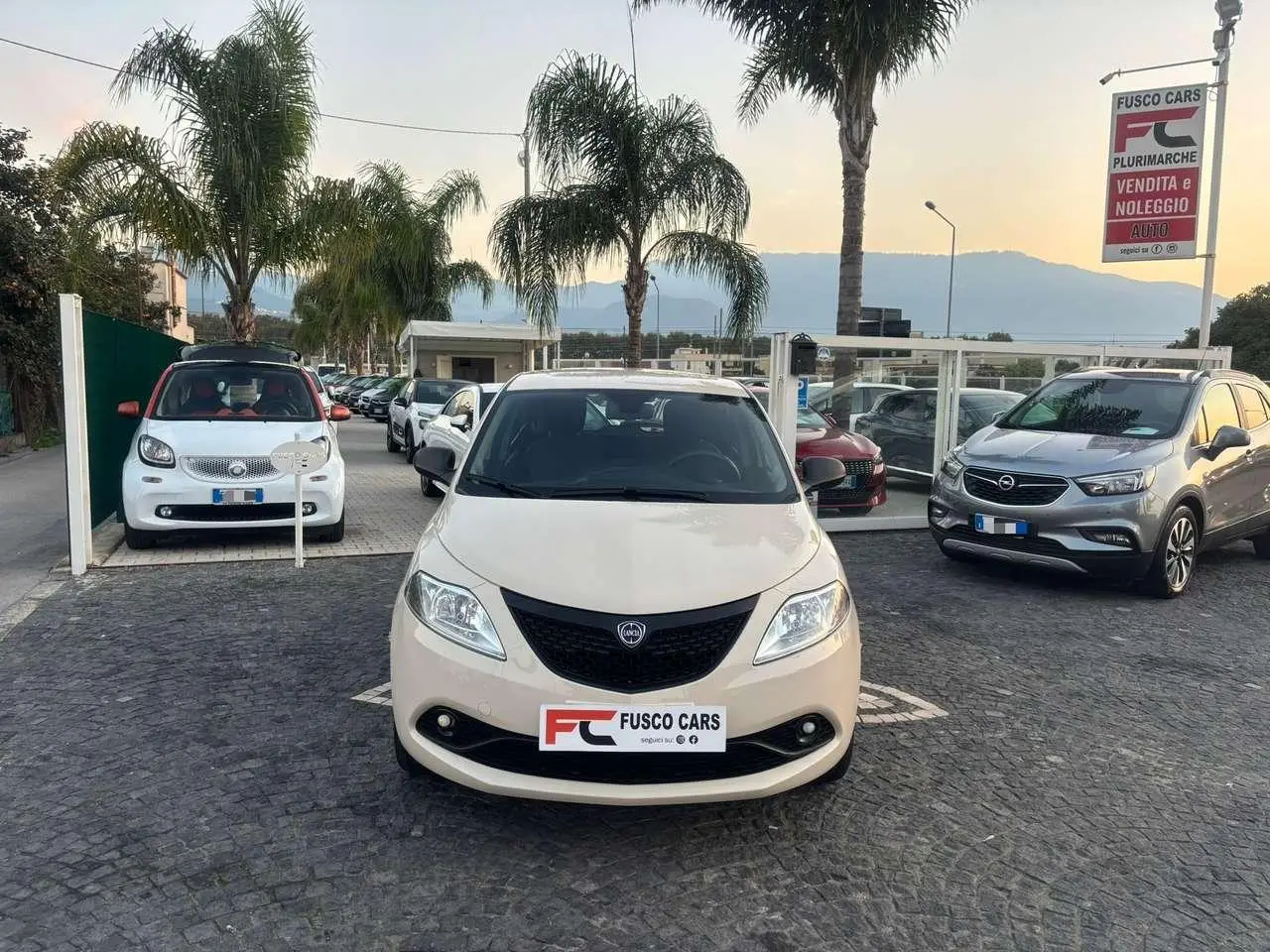 Photo 1 : Lancia Ypsilon 2019 Petrol