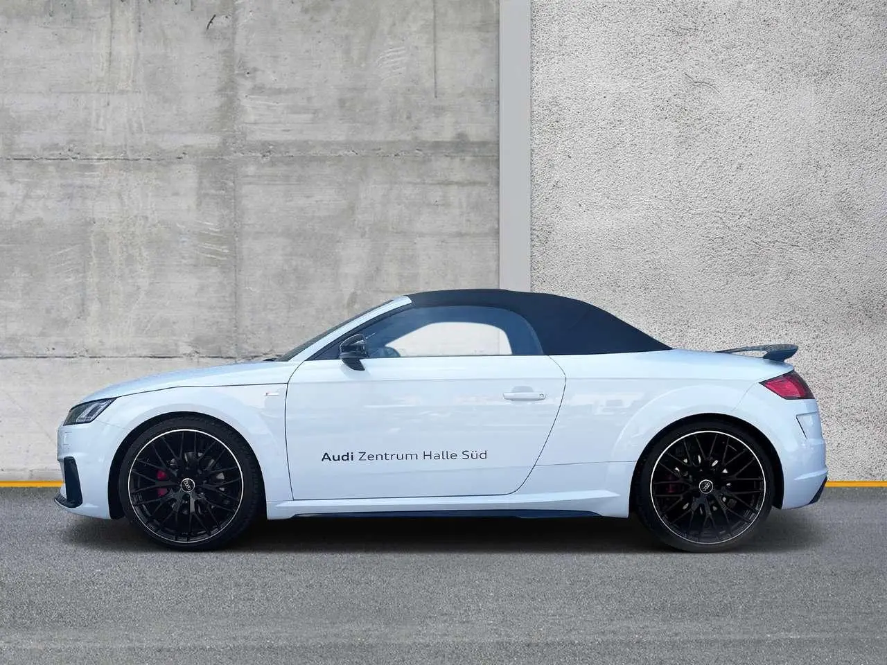 Photo 1 : Audi Tt 2023 Petrol