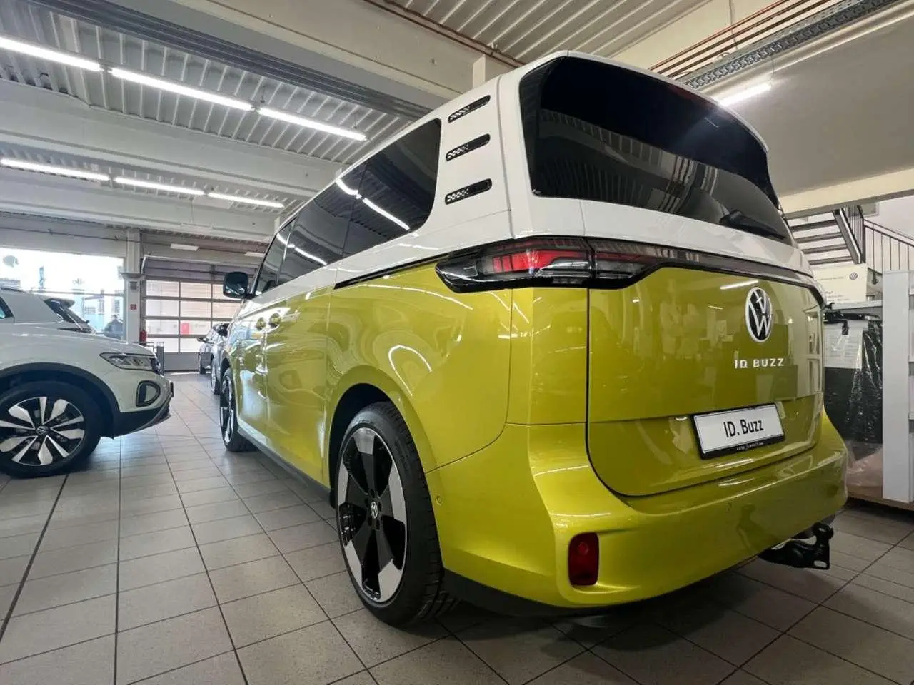 Photo 1 : Volkswagen Id. Buzz 2023 Electric