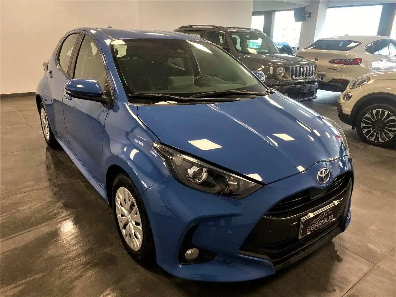 Photo 1 : Toyota Yaris 2021 Petrol