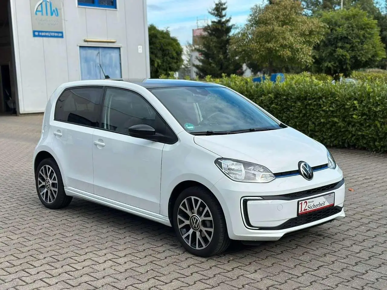 Photo 1 : Volkswagen Up! 2021 Électrique