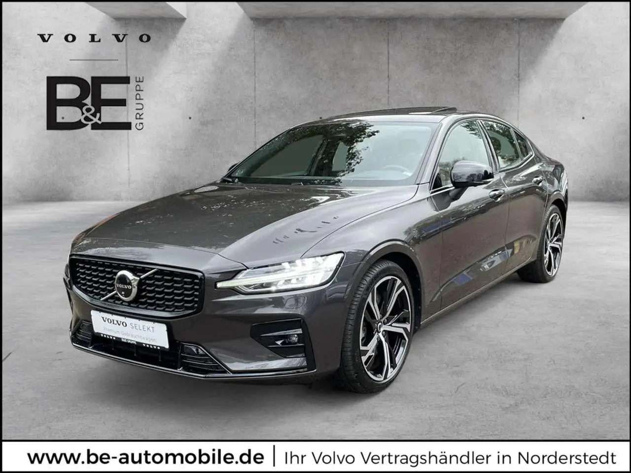 Photo 1 : Volvo S60 2023 Petrol