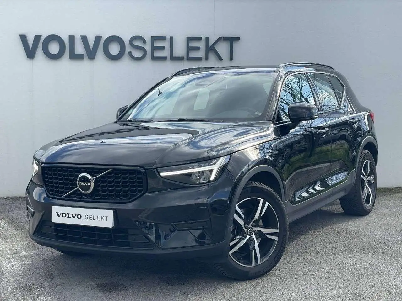 Photo 1 : Volvo Xc40 2023 Petrol