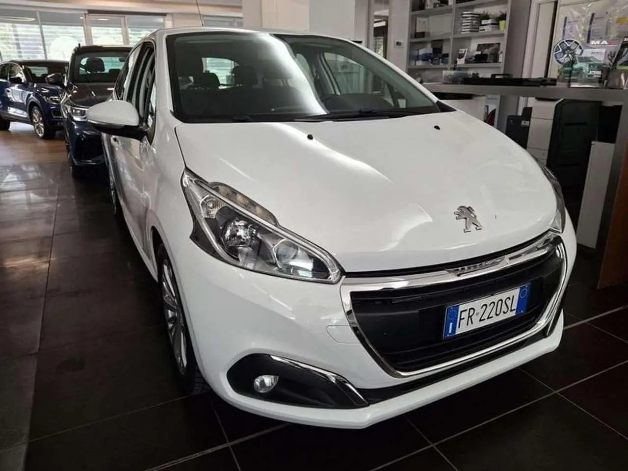 Photo 1 : Peugeot 208 2018 Diesel