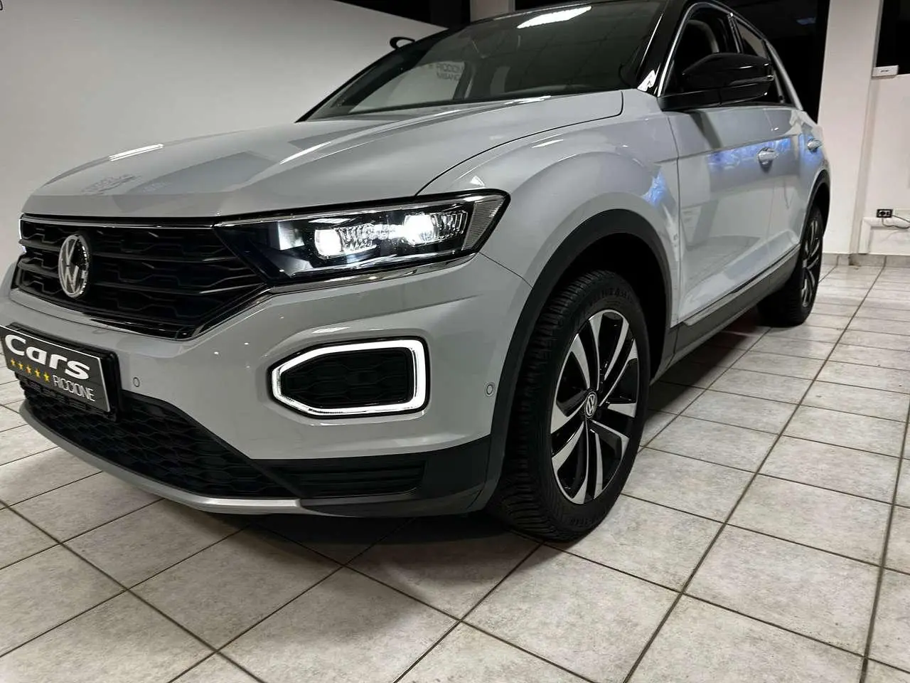 Photo 1 : Volkswagen T-roc 2020 Diesel