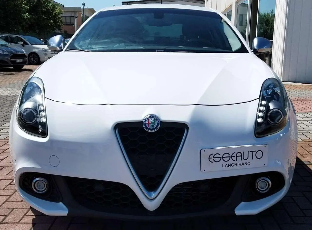 Photo 1 : Alfa Romeo Giulietta 2016 Diesel