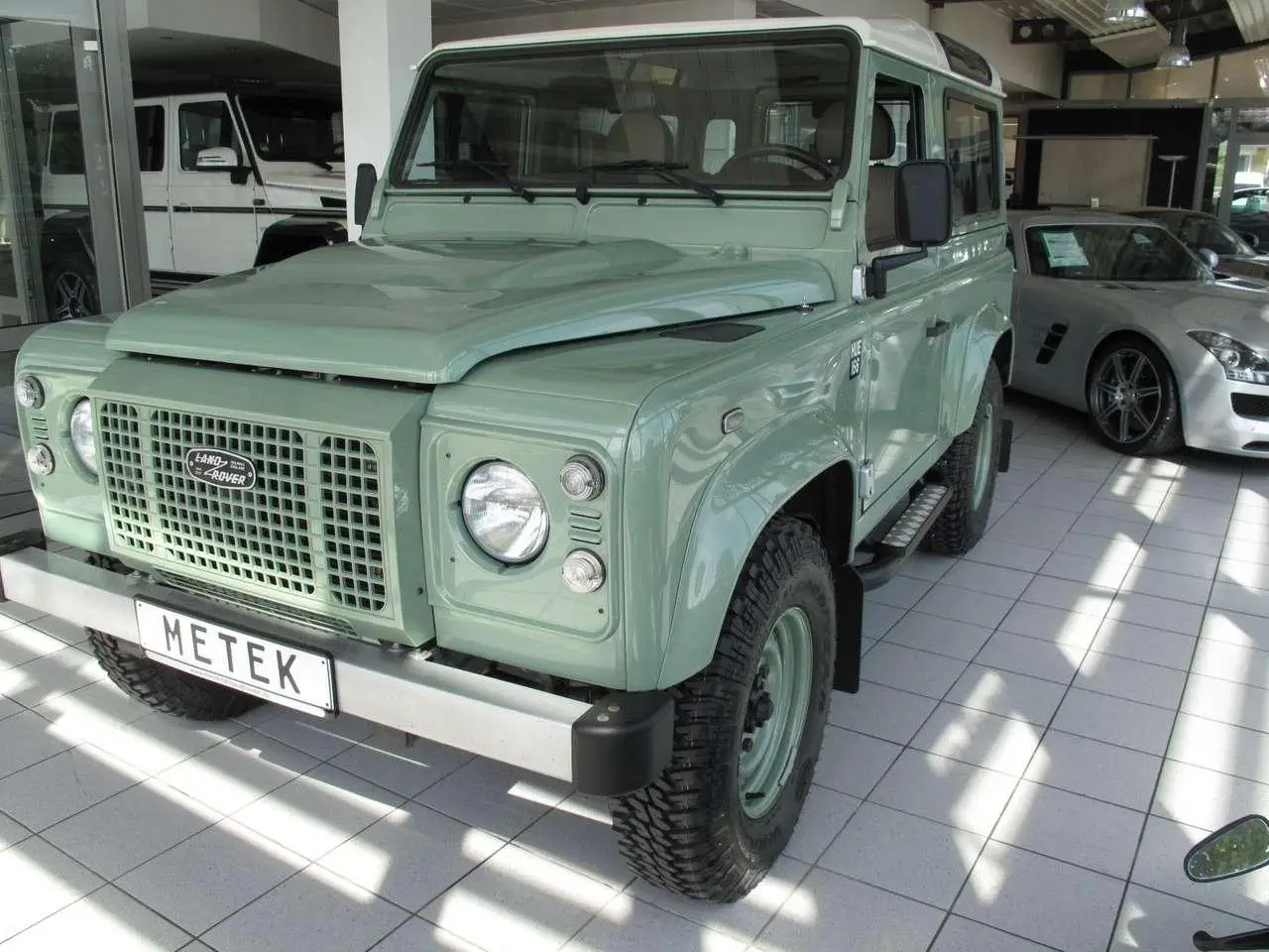 Photo 1 : Land Rover Defender 2015 Diesel