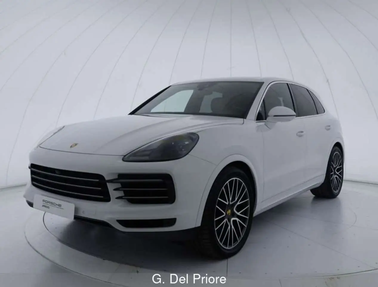 Photo 1 : Porsche Cayenne 2018 Essence