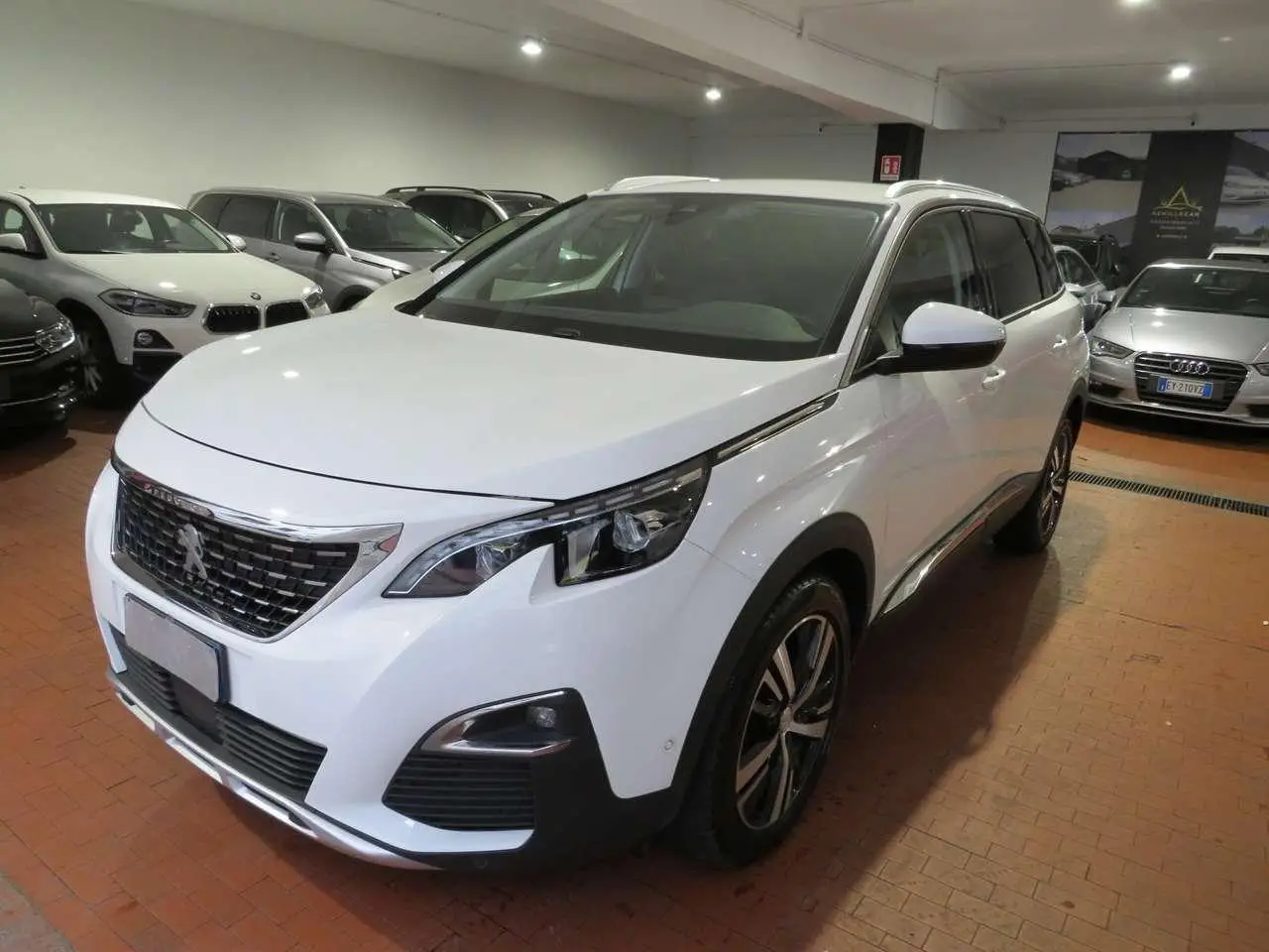 Photo 1 : Peugeot 5008 2020 Diesel