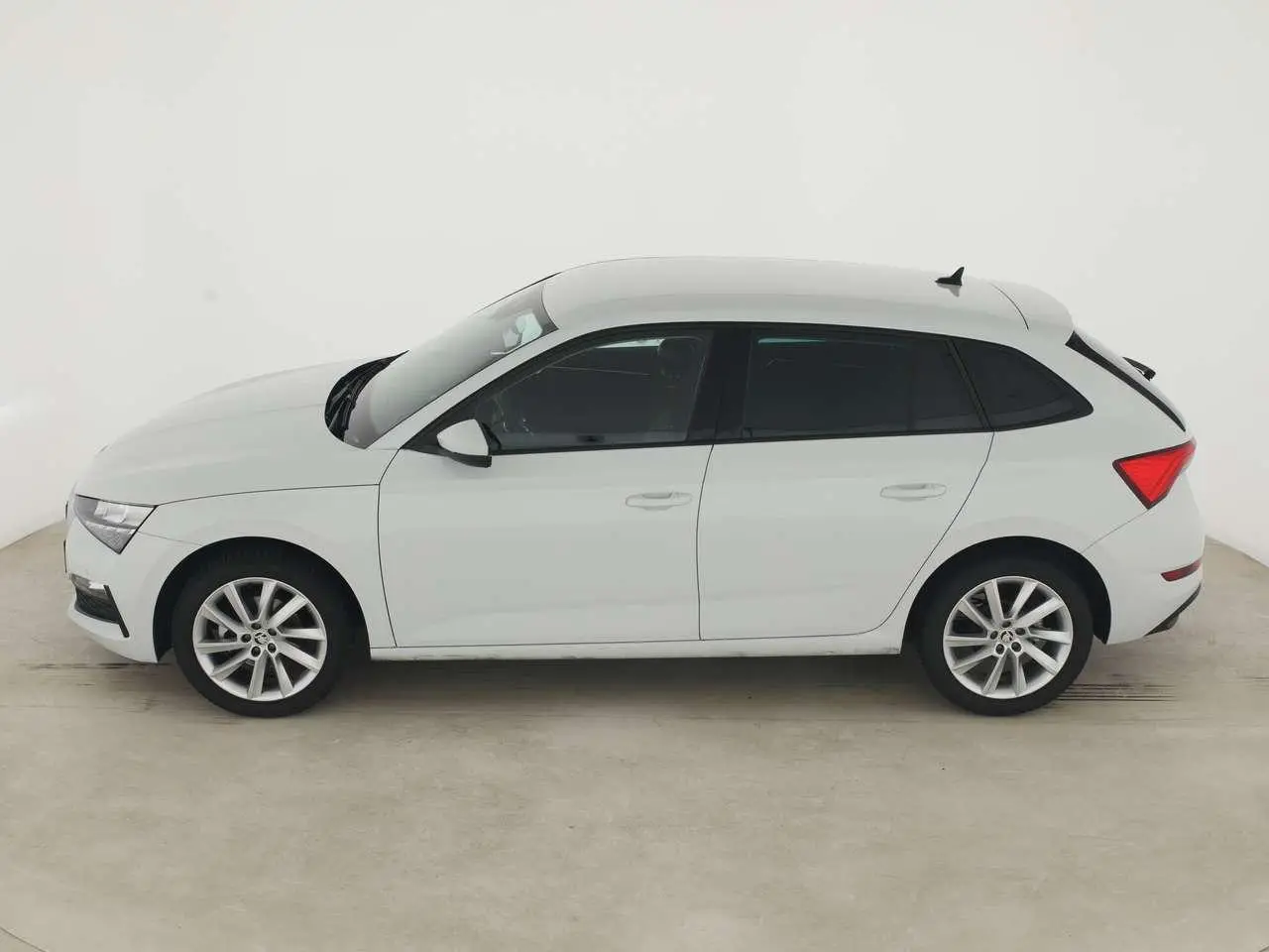 Photo 1 : Skoda Scala 2024 Petrol