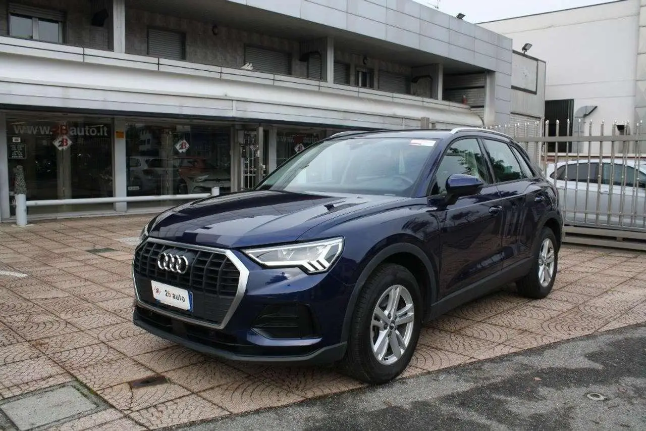 Photo 1 : Audi Q3 2020 Hybrid