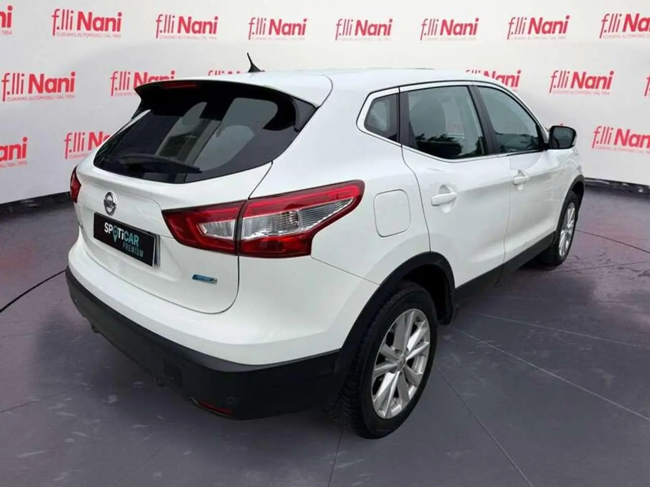 Photo 1 : Nissan Qashqai 2015 Diesel