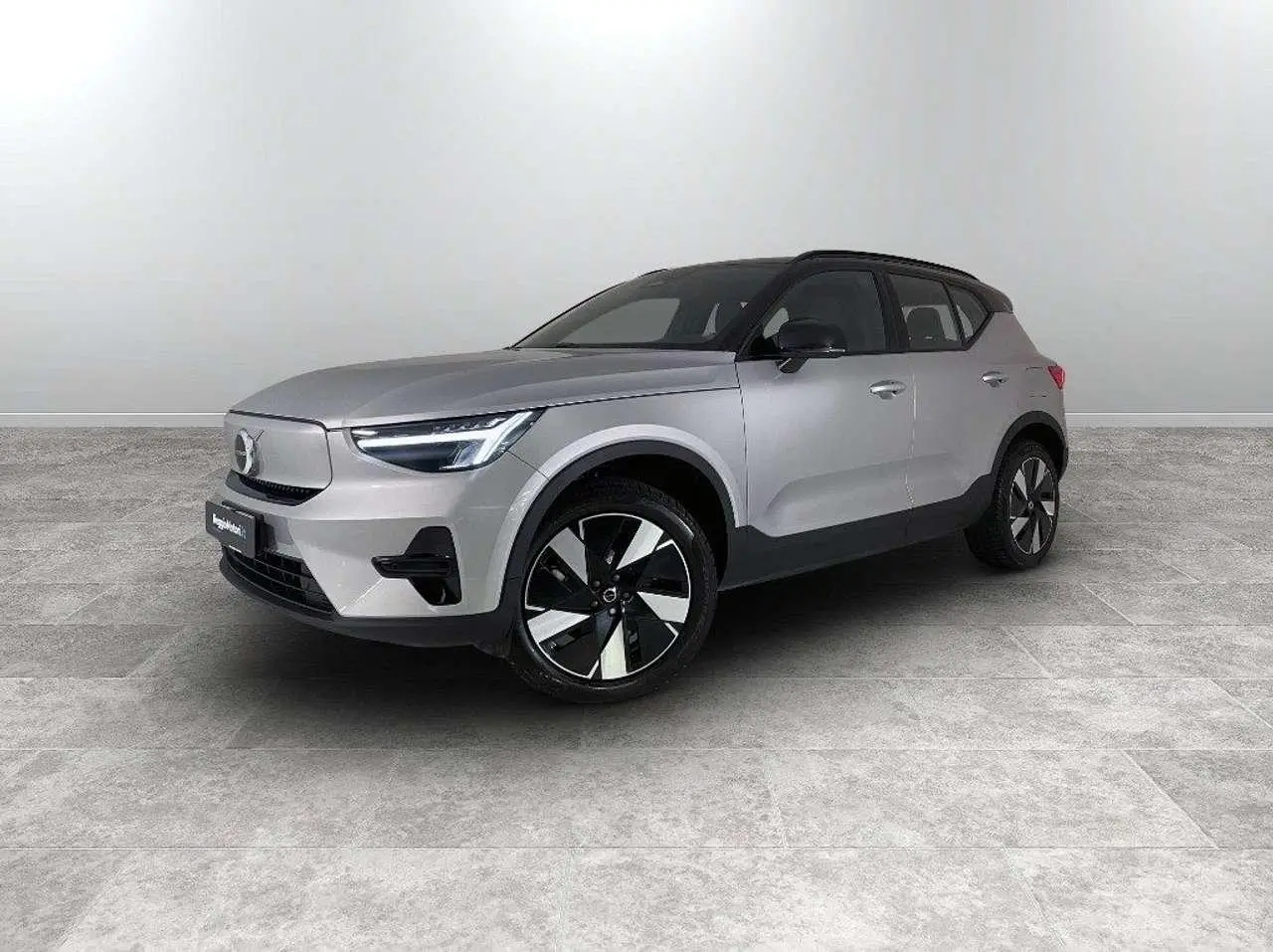 Photo 1 : Volvo Xc40 2023 Electric