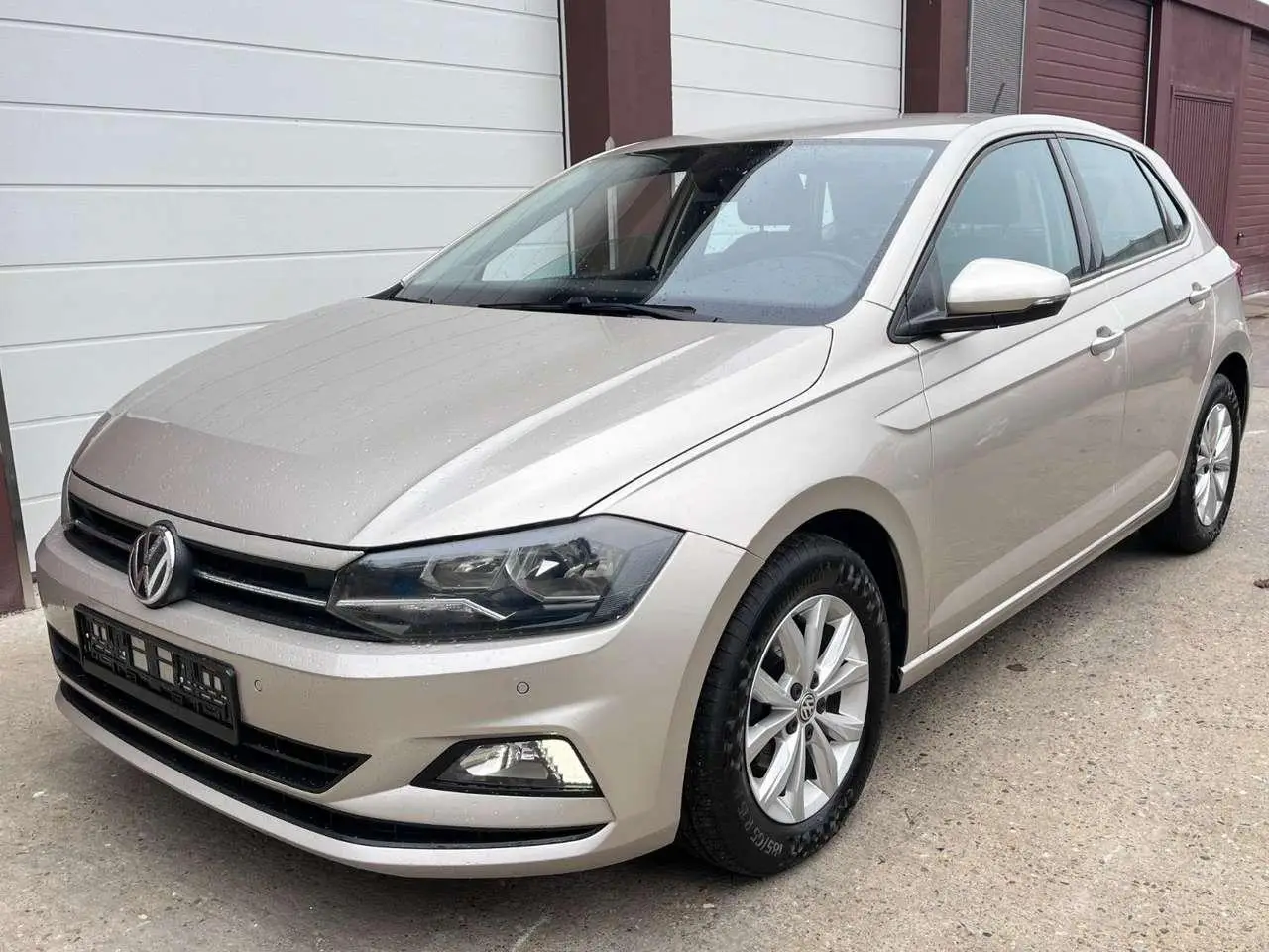 Photo 1 : Volkswagen Polo 2018 Petrol