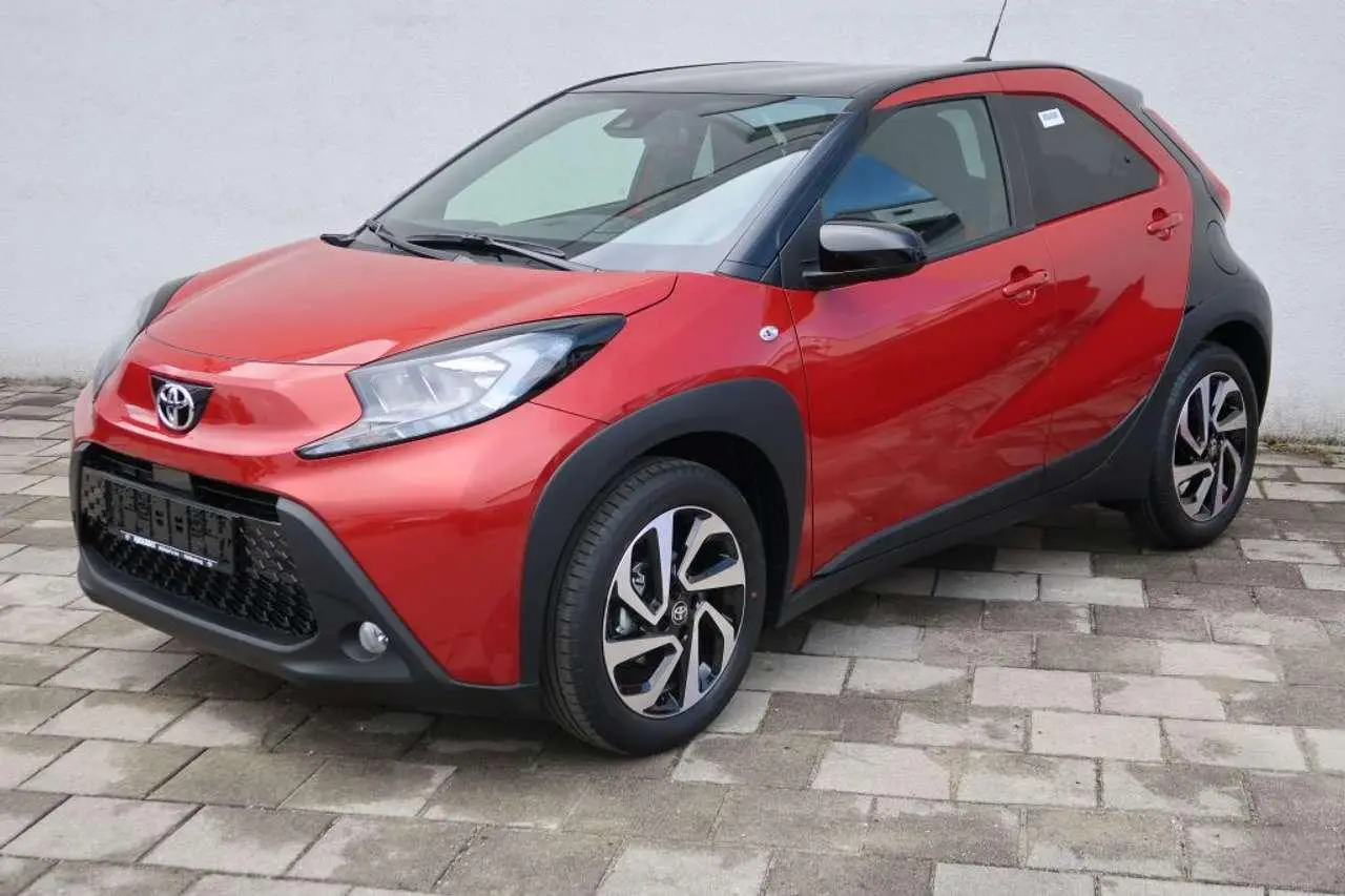 Photo 1 : Toyota Aygo X 2024 Petrol