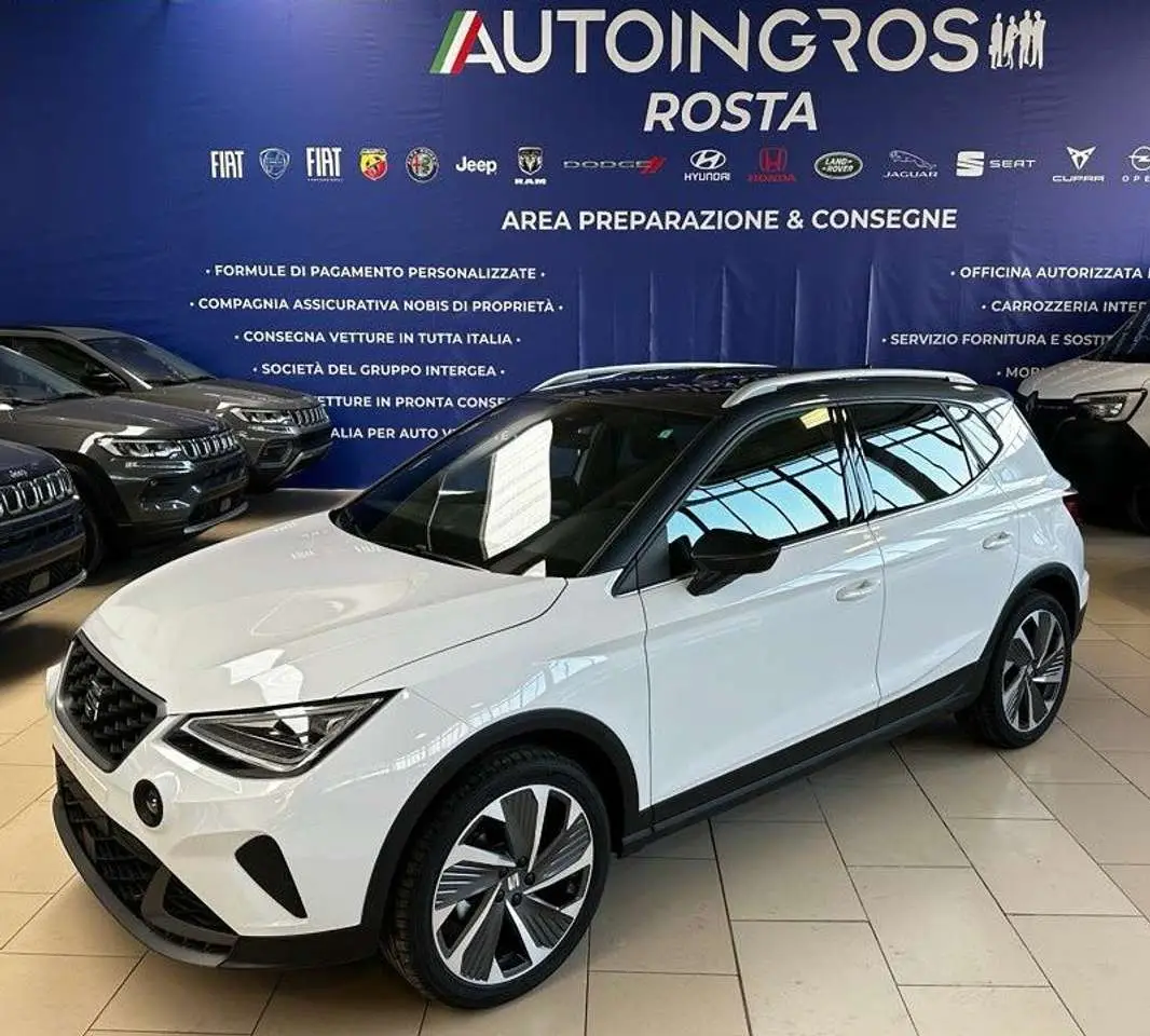 Photo 1 : Seat Arona 2023 Essence