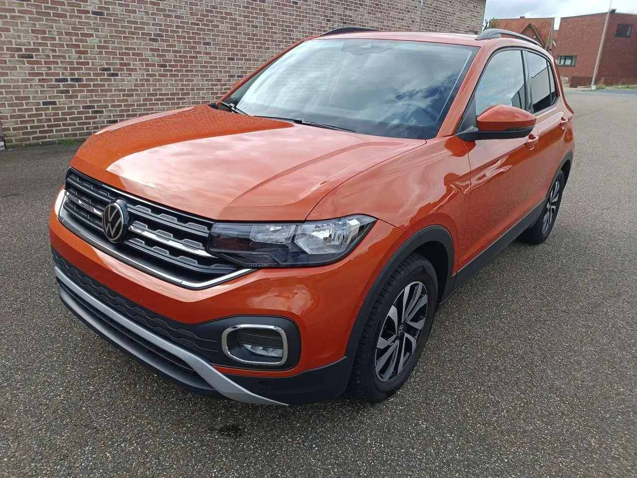 Photo 1 : Volkswagen T-cross 2022 Essence