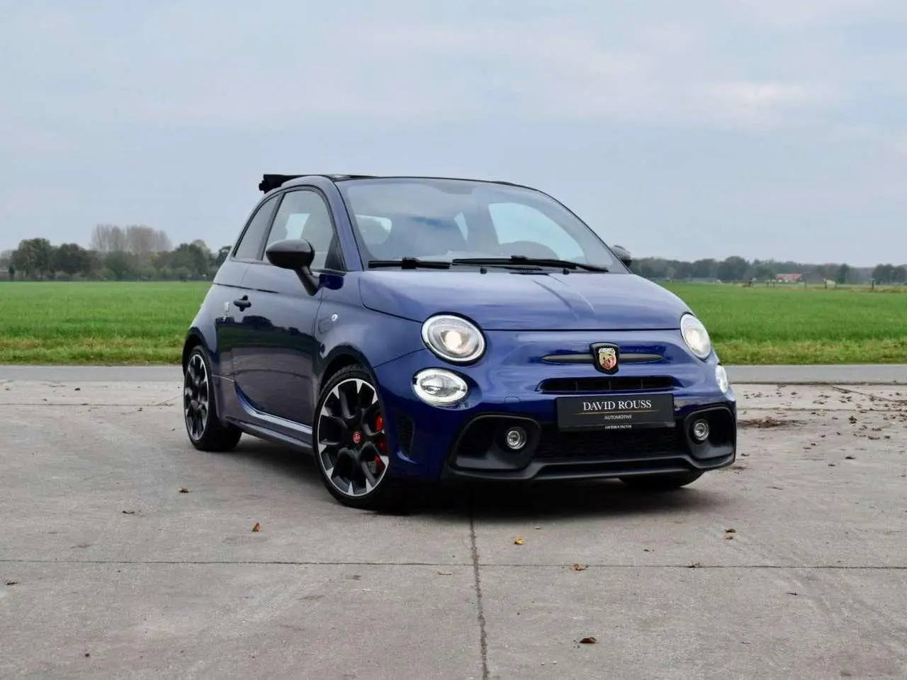 Photo 1 : Abarth 595 2021 Essence