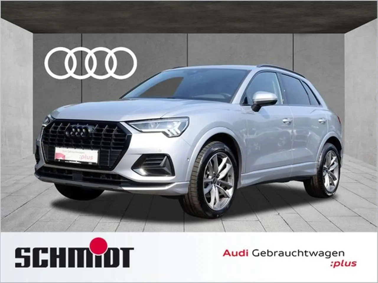 Photo 1 : Audi Q3 2023 Petrol