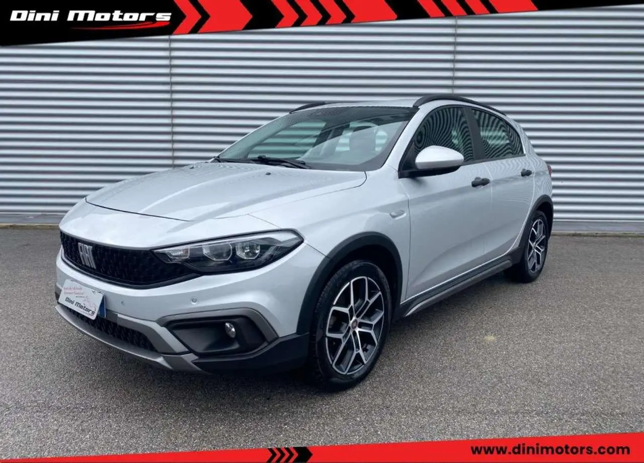 Photo 1 : Fiat Tipo 2021 Essence