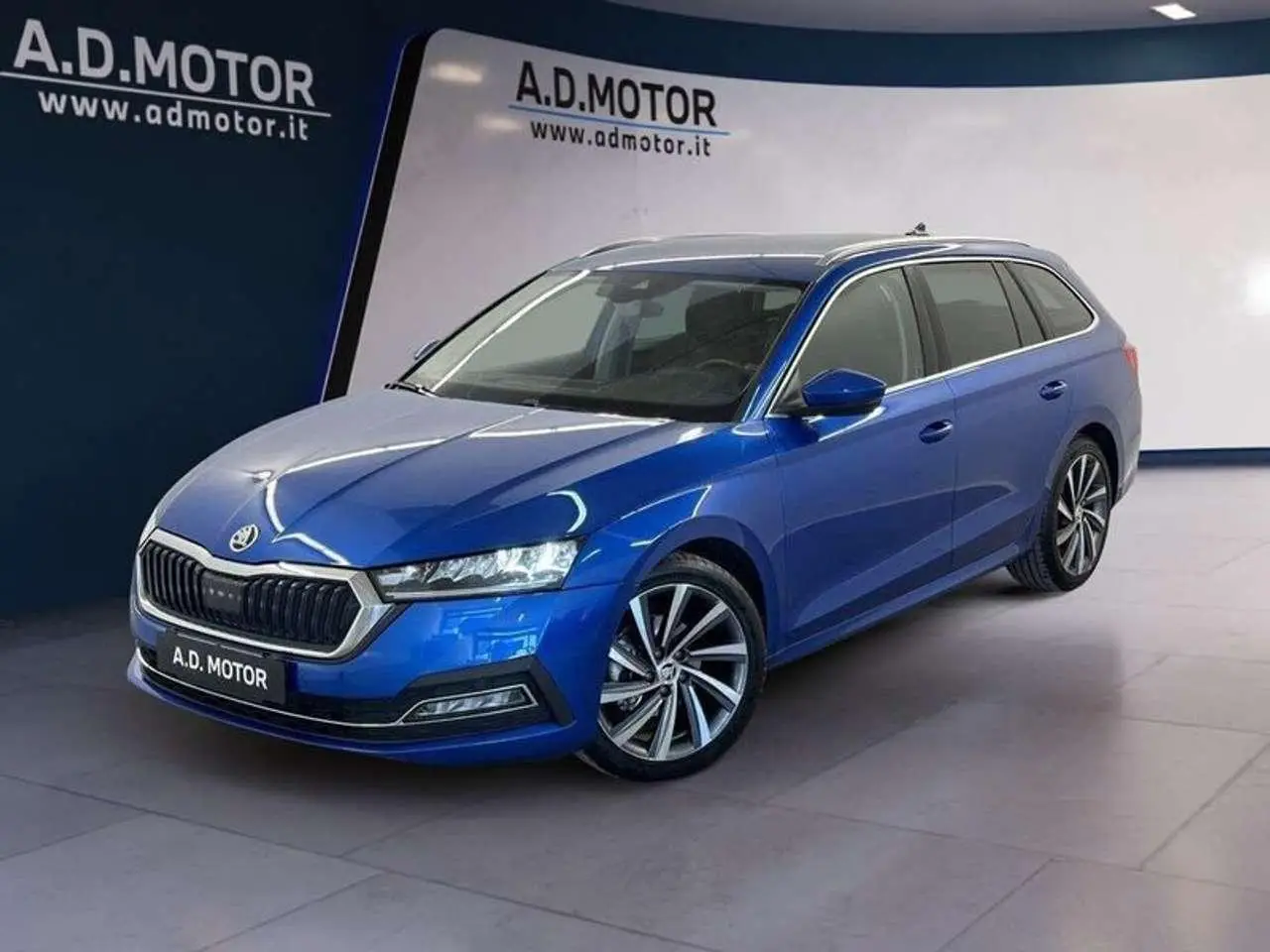 Photo 1 : Skoda Octavia 2023 Petrol