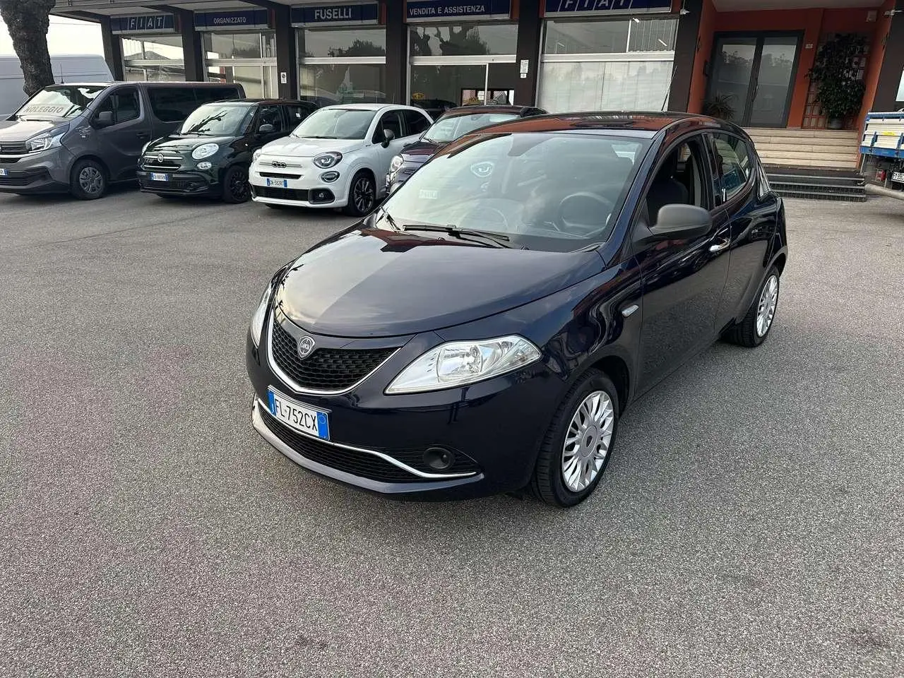 Photo 1 : Lancia Ypsilon 2017 Essence