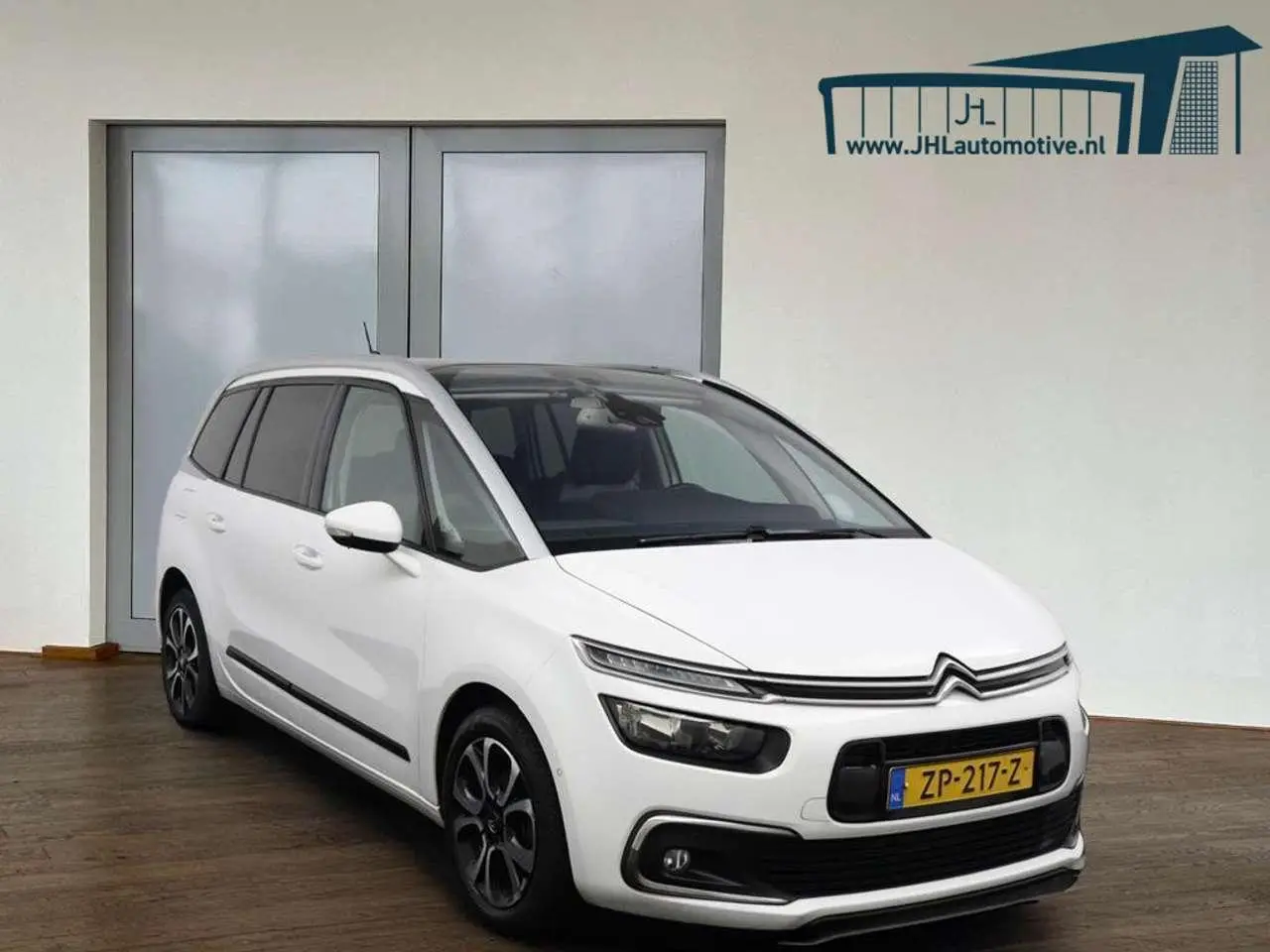 Photo 1 : Citroen C4 2019 Essence