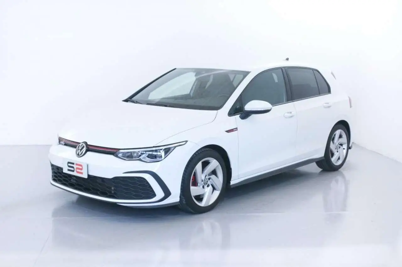 Photo 1 : Volkswagen Golf 2020 Essence