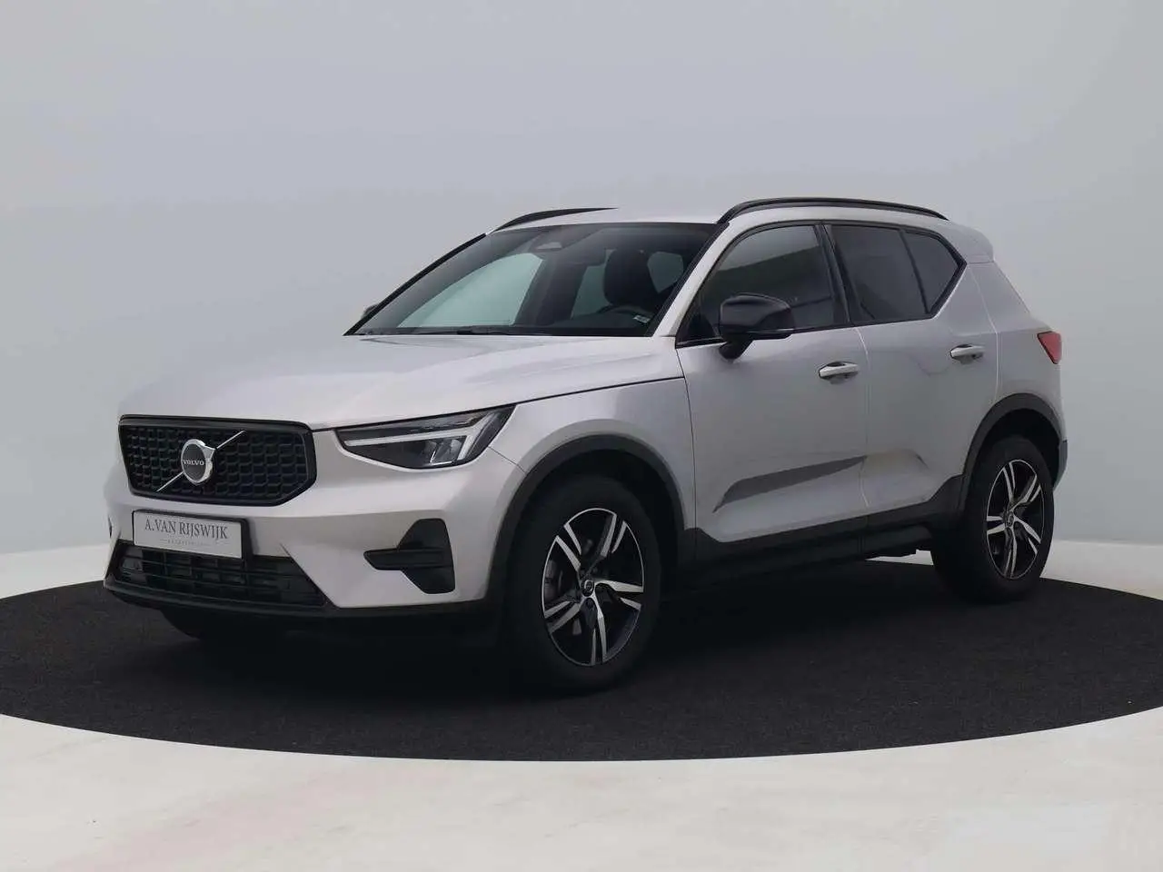 Photo 1 : Volvo Xc40 2022 Petrol