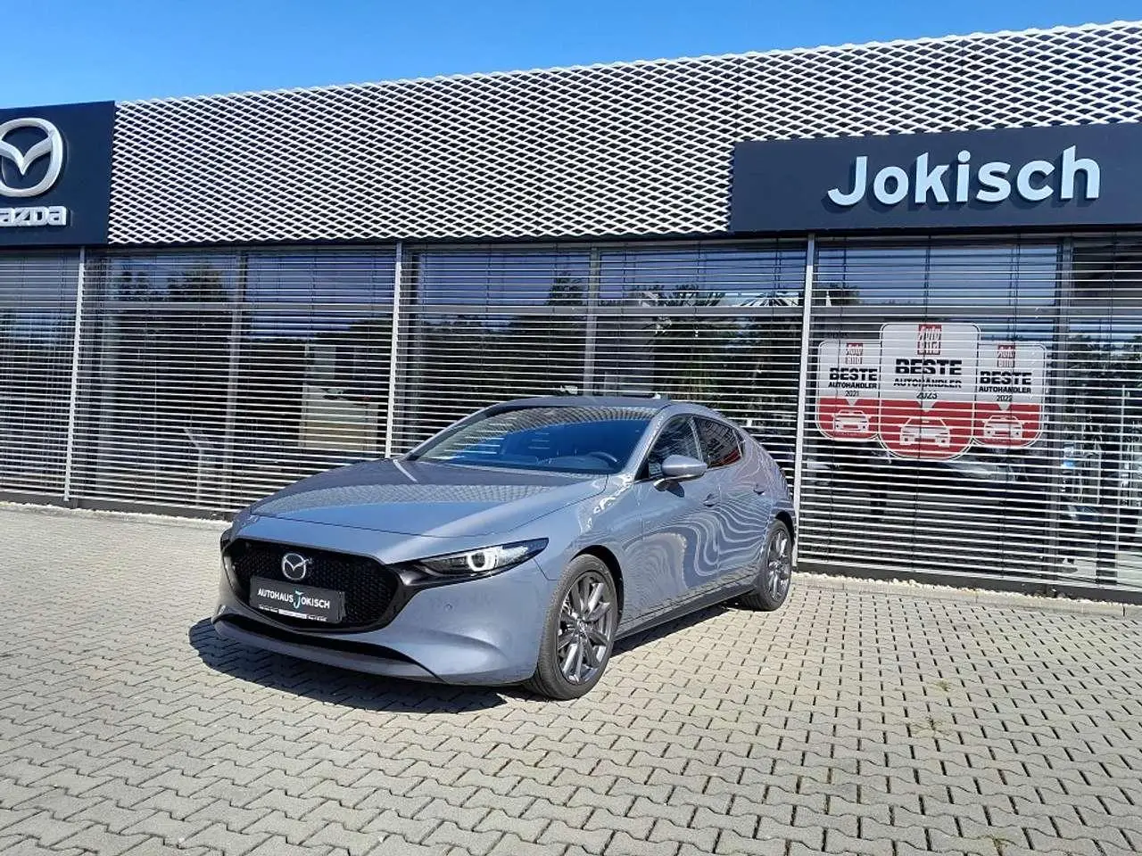 Photo 1 : Mazda 3 2019 Petrol