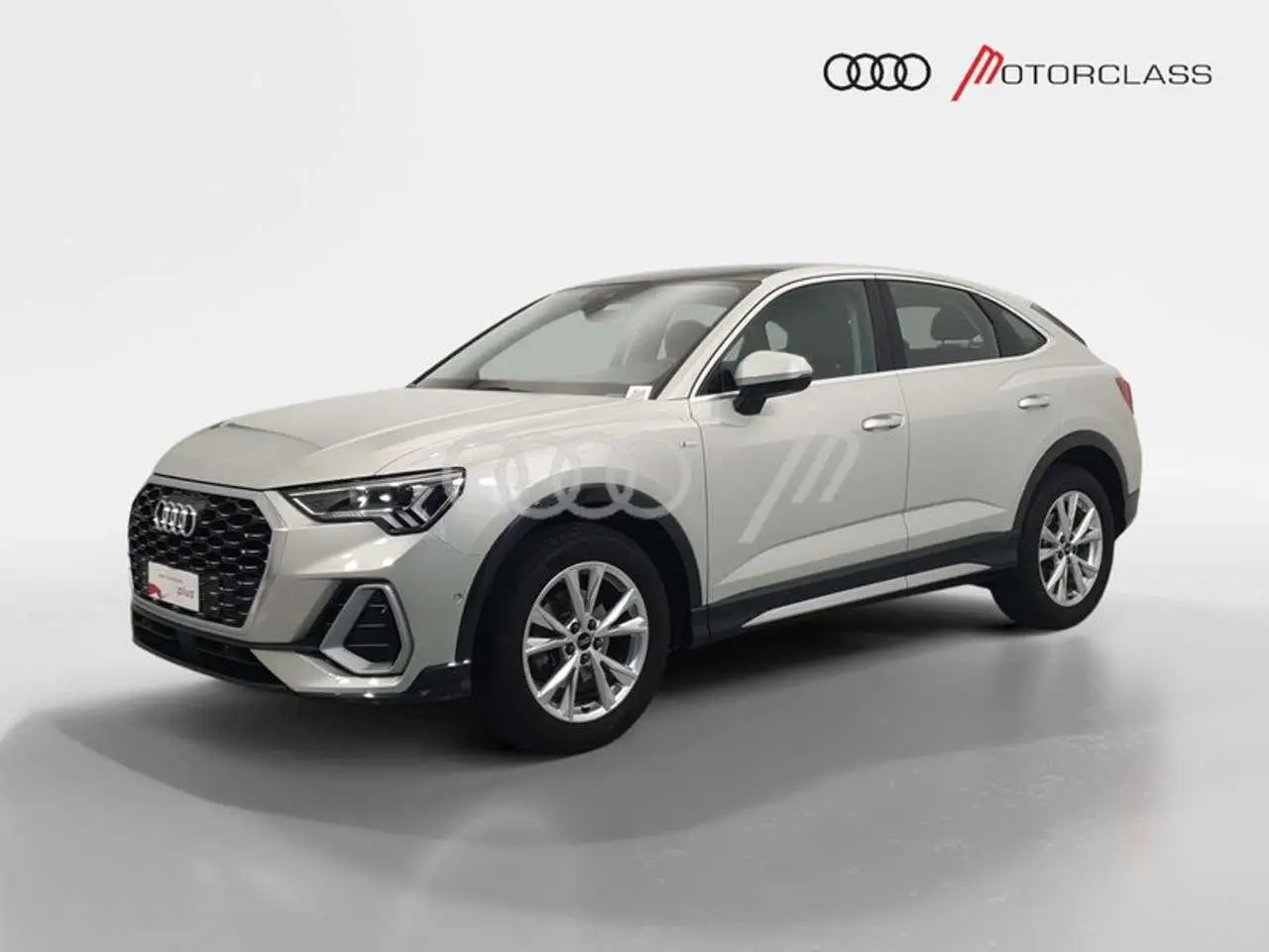 Photo 1 : Audi Q3 2023 Diesel