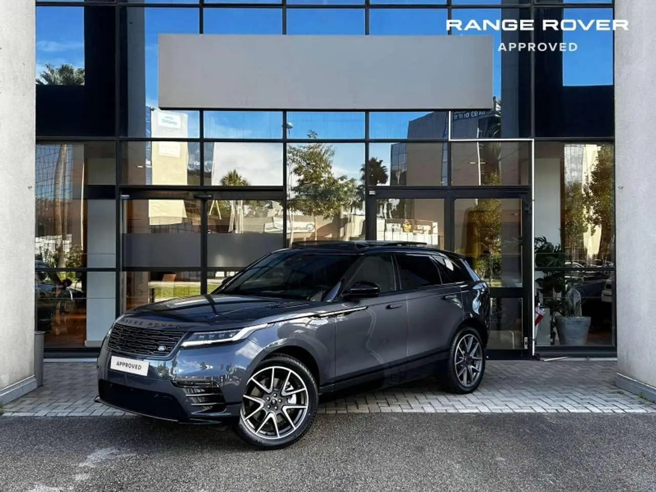 Photo 1 : Land Rover Range Rover Velar 2023 Others